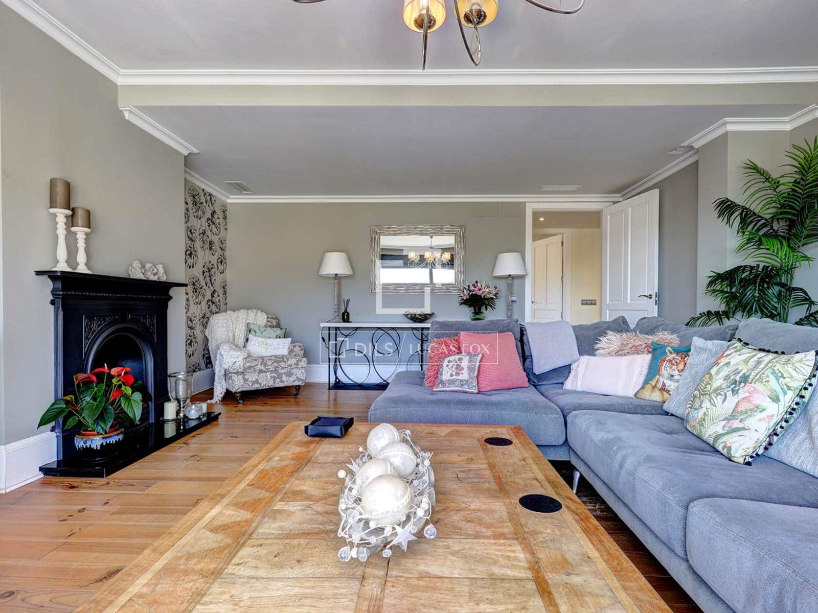 4 quarto Moradia para venda em Casares com piscina garagem - 2 250 000 € (Ref: 9707654)