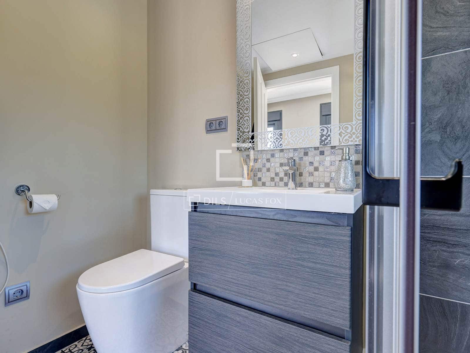 4 quarto Moradia para venda em Casares com piscina garagem - 2 250 000 € (Ref: 9707654)