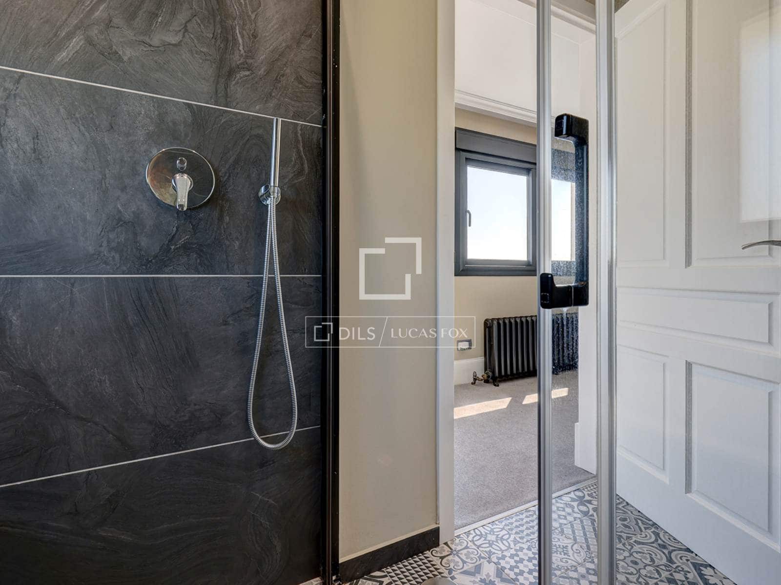 4 quarto Moradia para venda em Casares com piscina garagem - 2 250 000 € (Ref: 9707654)