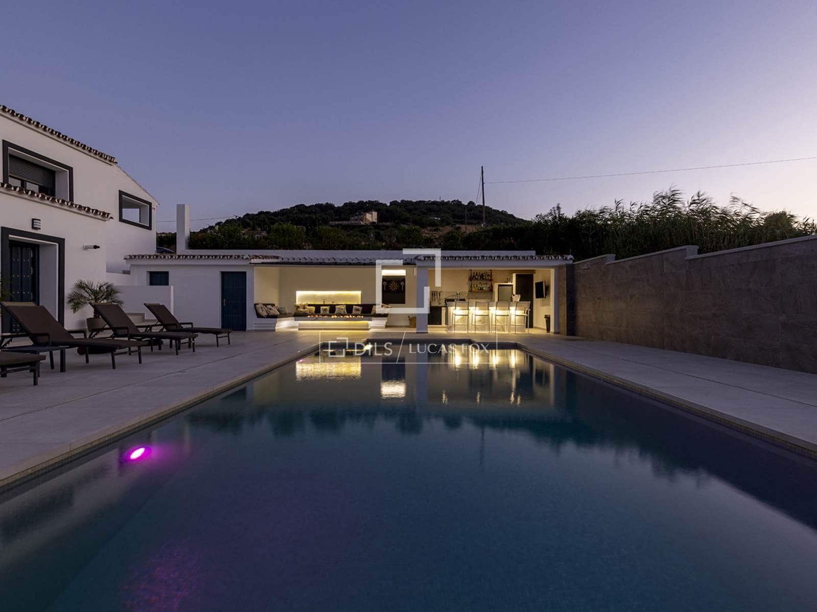 4 quarto Moradia para venda em Casares com piscina garagem - 2 250 000 € (Ref: 9707654)