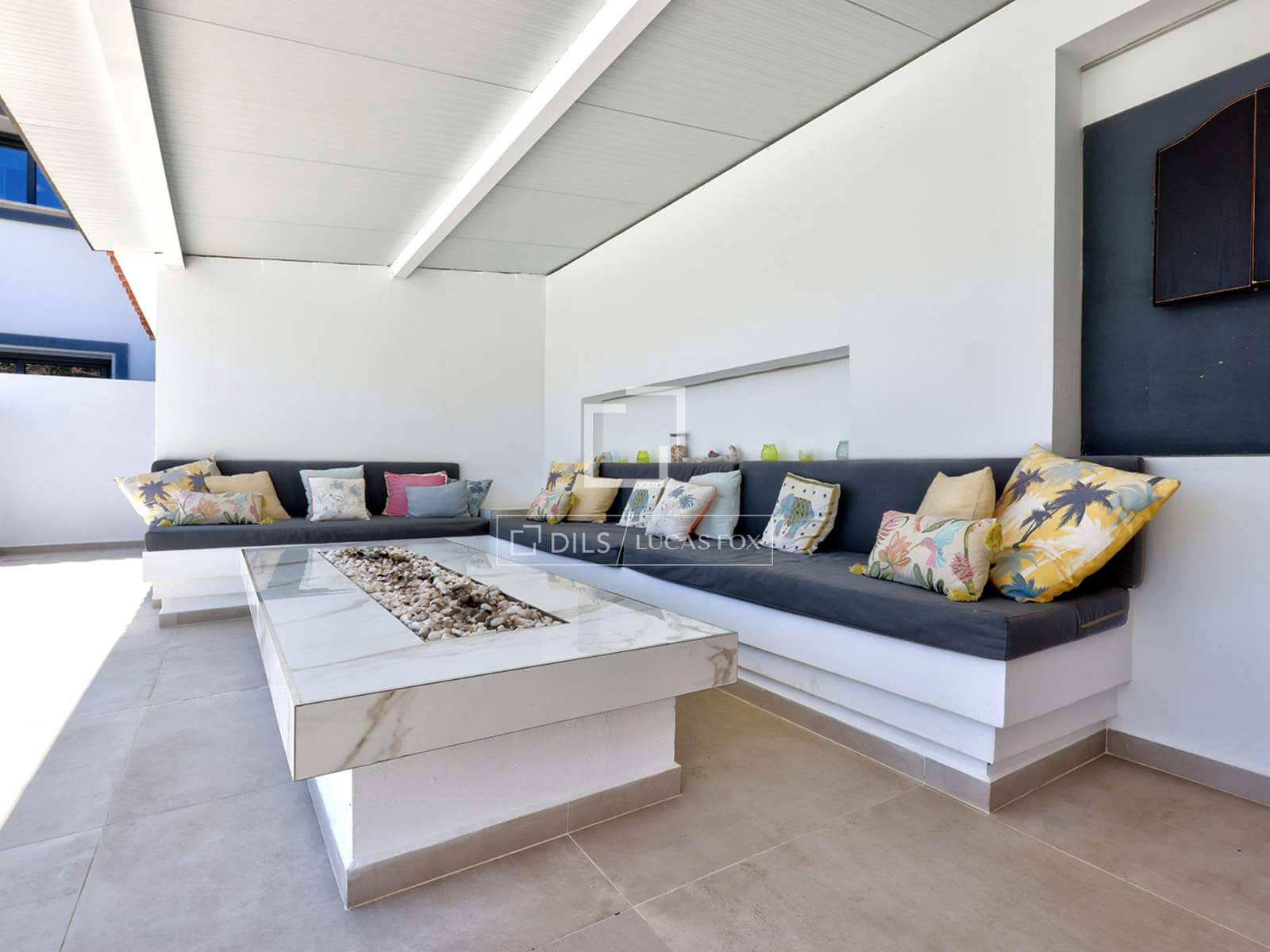 4 quarto Moradia para venda em Casares com piscina garagem - 2 250 000 € (Ref: 9707654)