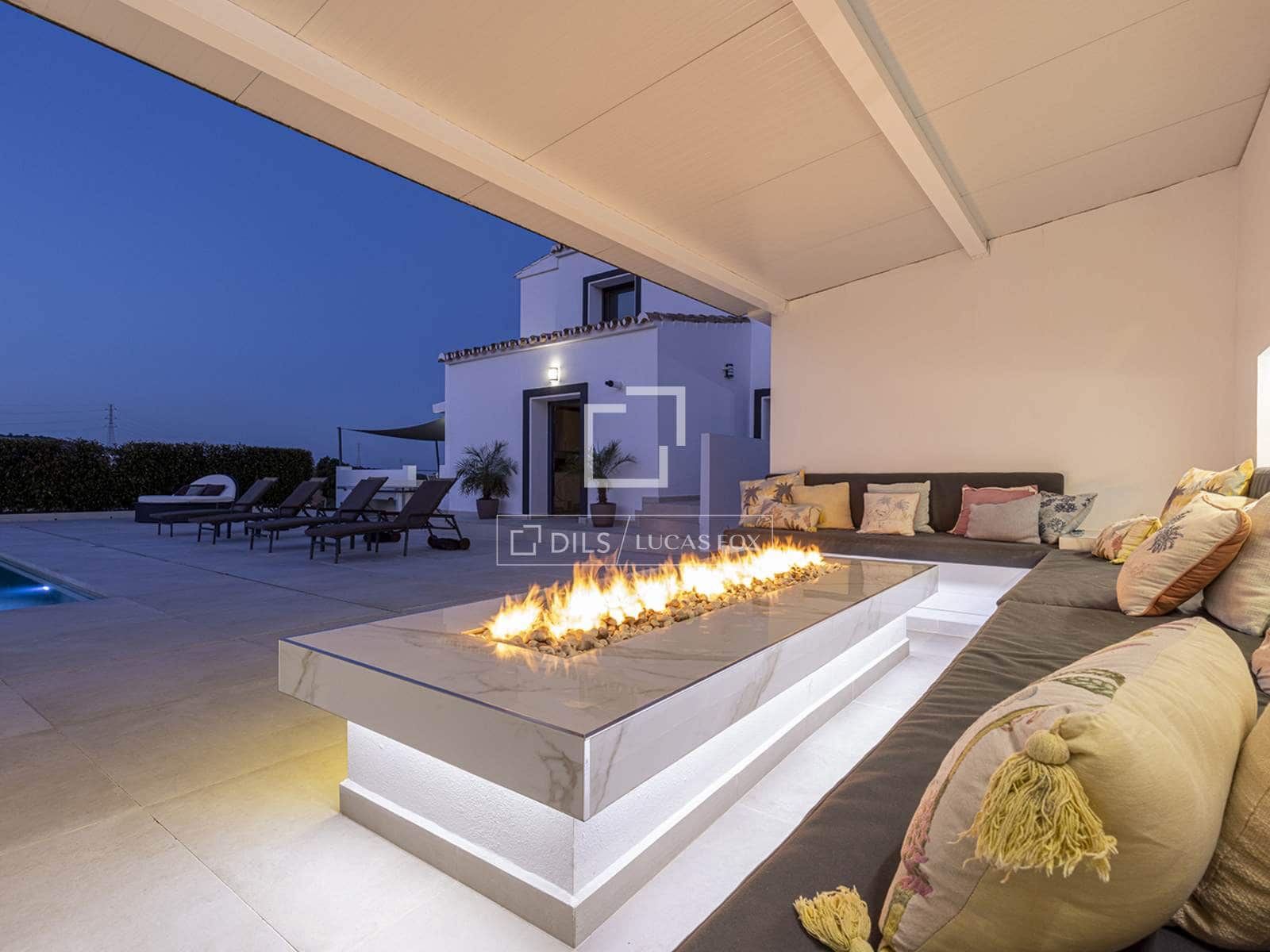 4 quarto Moradia para venda em Casares com piscina garagem - 2 250 000 € (Ref: 9707654)