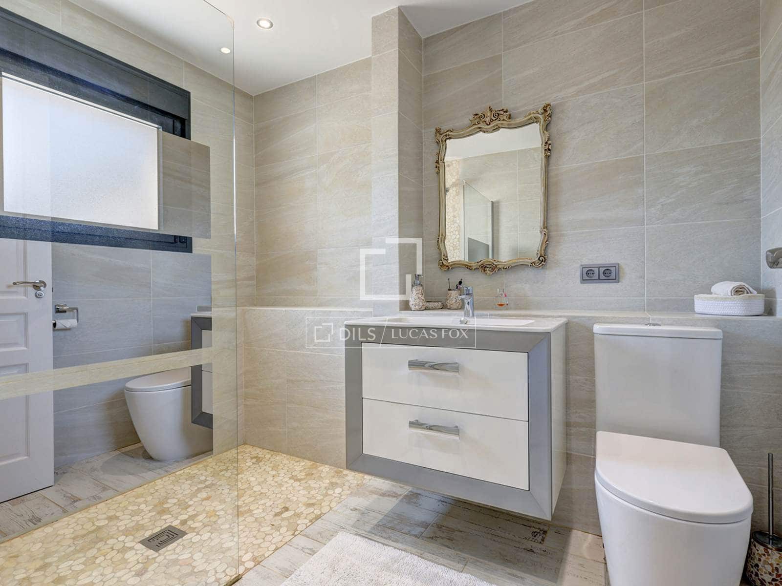 4 quarto Moradia para venda em Casares com piscina garagem - 2 250 000 € (Ref: 9707654)