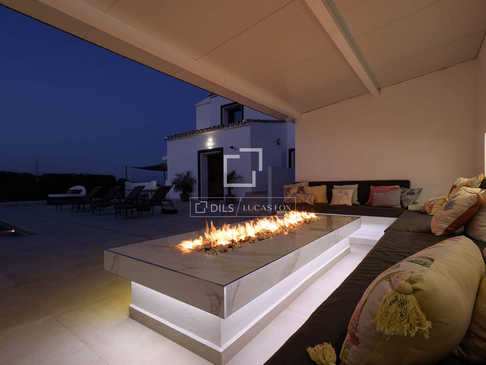 4 quarto Moradia para venda em Casares com piscina garagem - 2 250 000 € (Ref: 9707654)