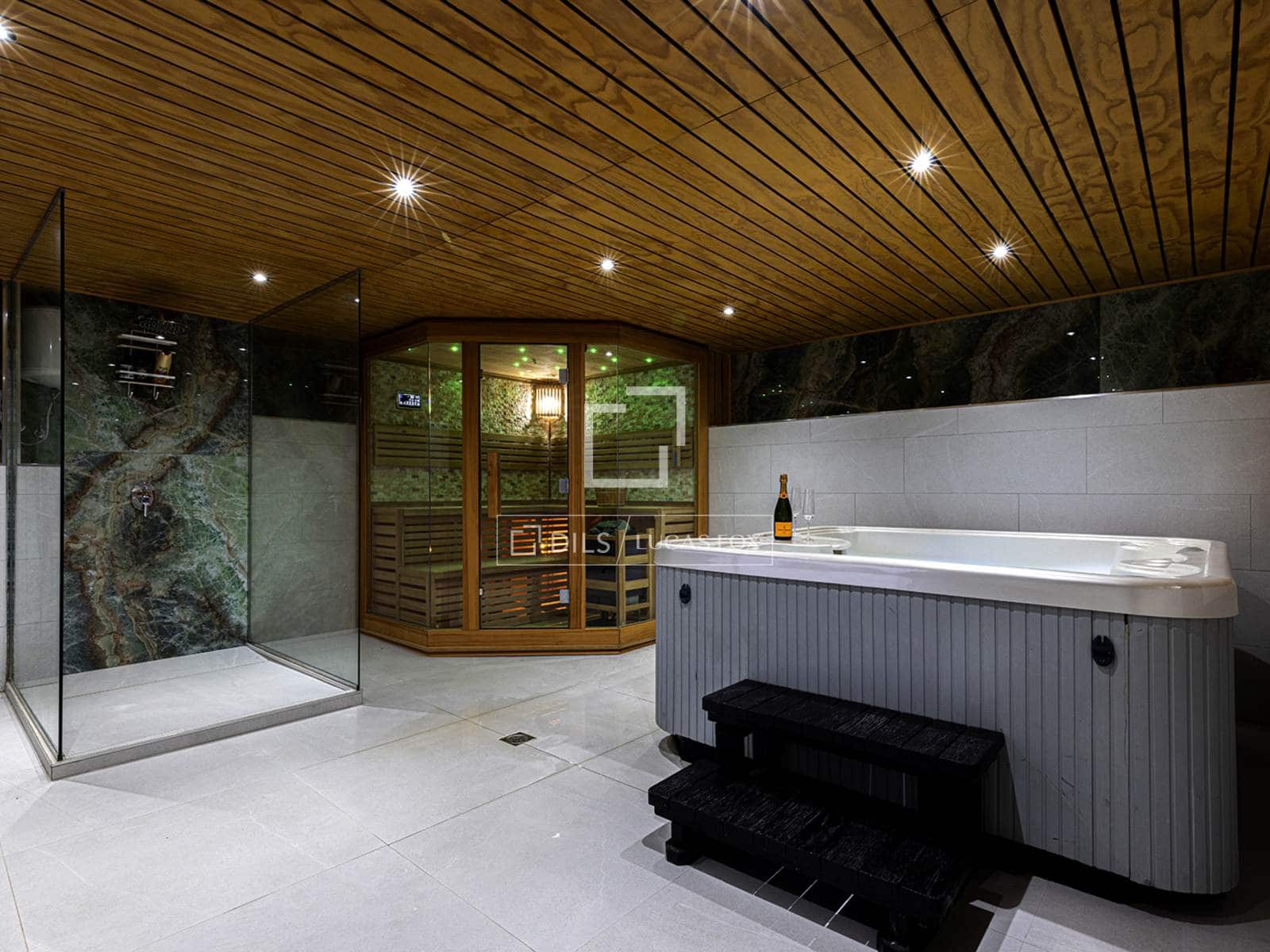 4 quarto Moradia para venda em Casares com piscina garagem - 2 250 000 € (Ref: 9707654)