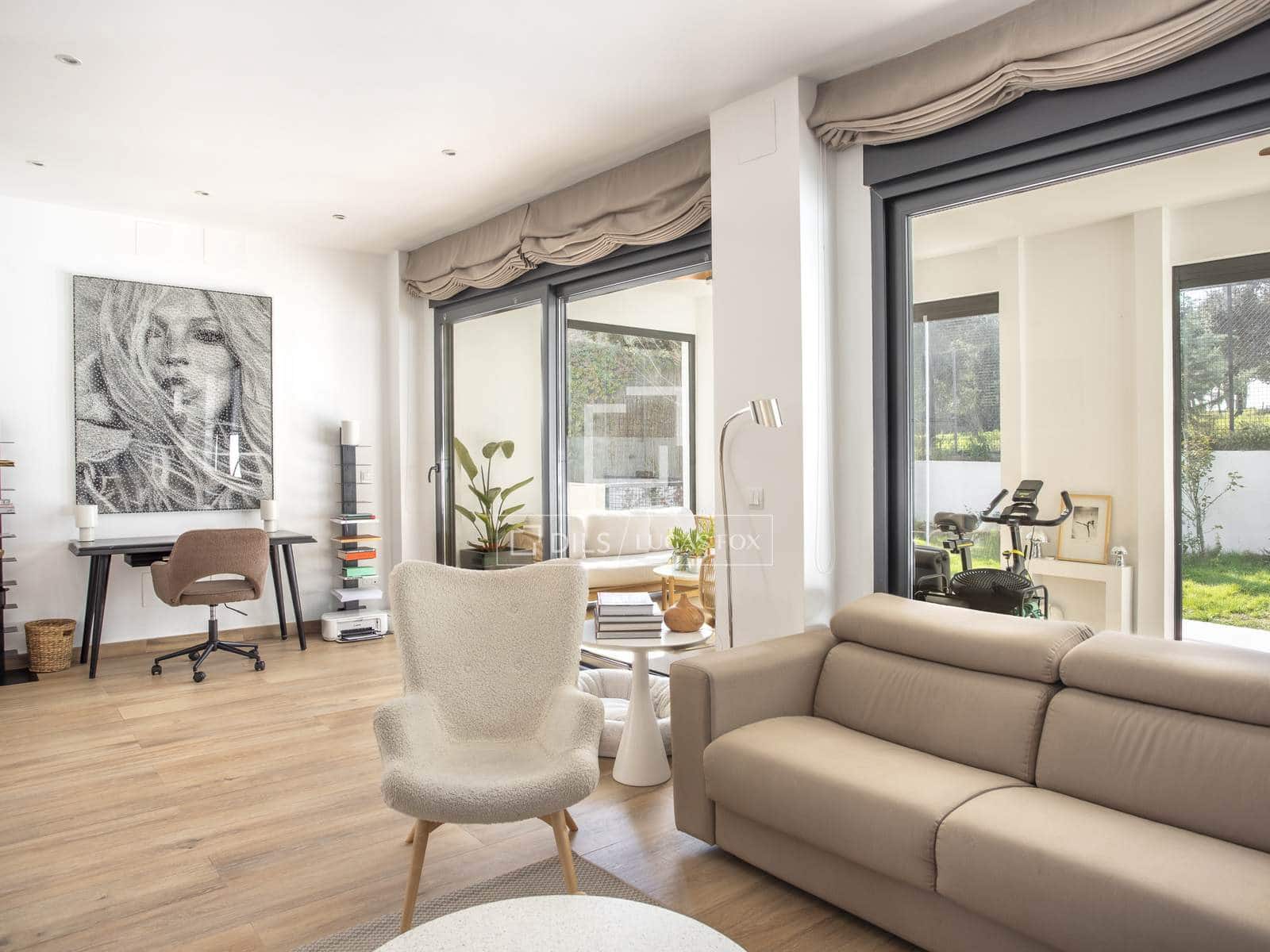 5 bedroom Villa for rent in Madrid city with pool garage - € 9,000 (Ref: 9707657)