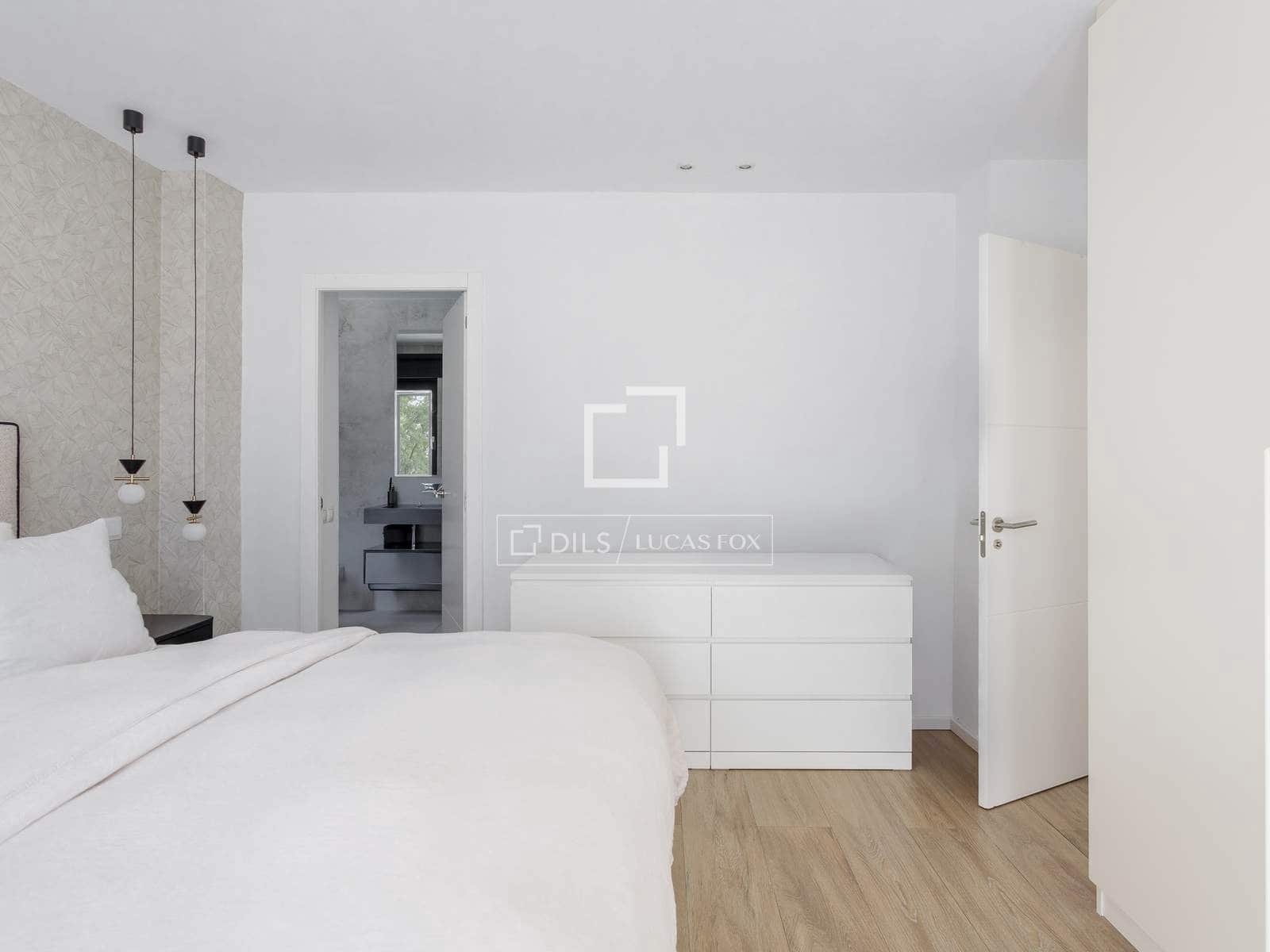 5 bedroom Villa for rent in Madrid city with pool garage - € 9,000 (Ref: 9707657)