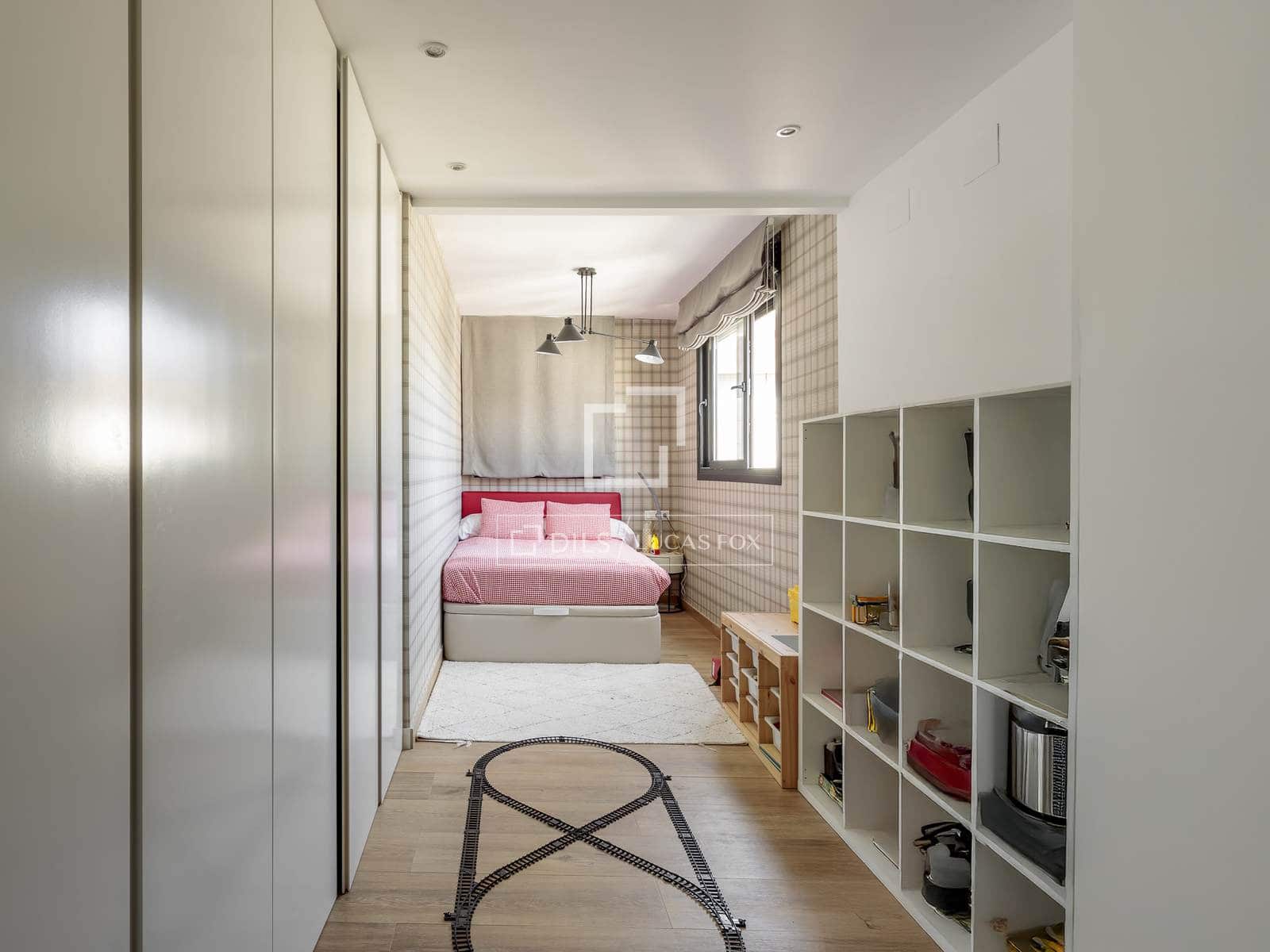 5 bedroom Villa for rent in Madrid city with pool garage - € 9,000 (Ref: 9707657)