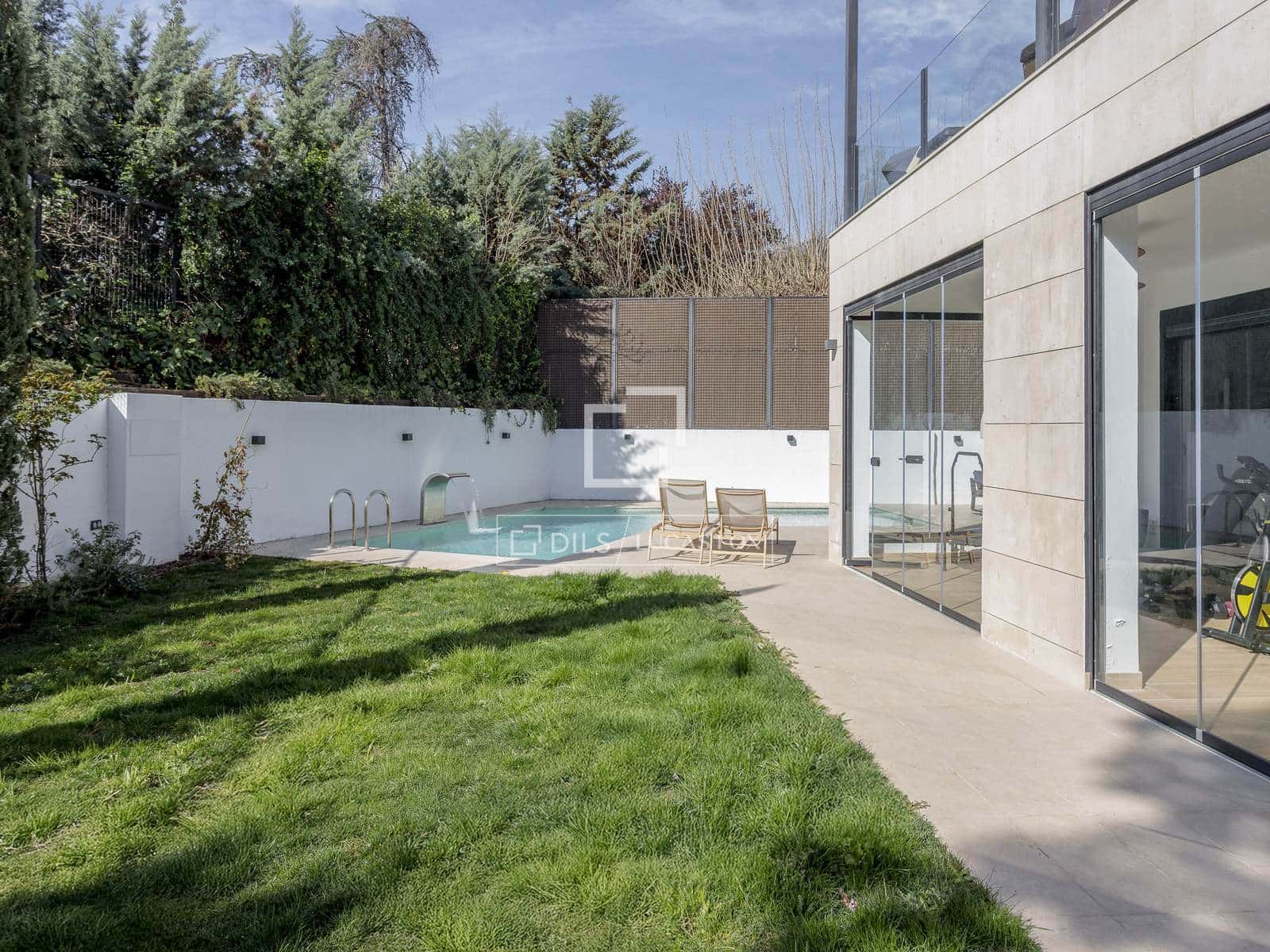 5 bedroom Villa for rent in Madrid city with pool garage - € 9,000 (Ref: 9707657)