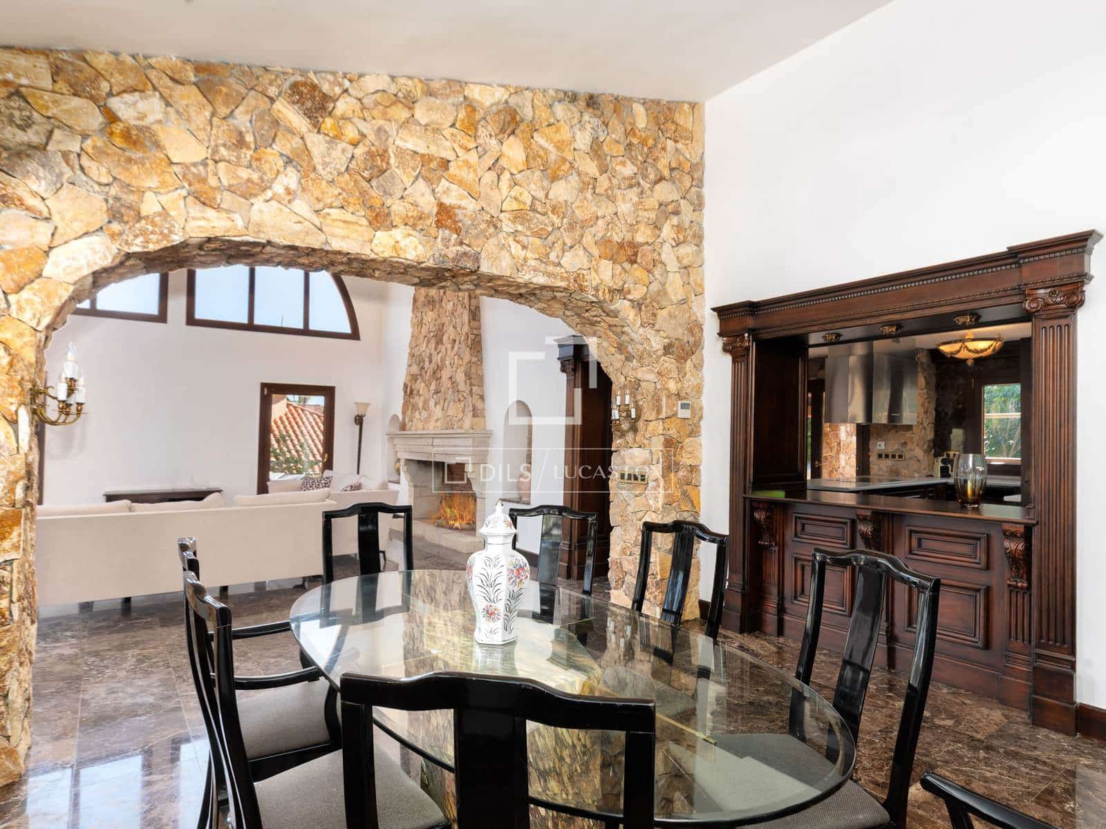 4 chambre Villa/Maison à vendre à Blanes avec garage - 1 950 000 € (Ref: 9707917)