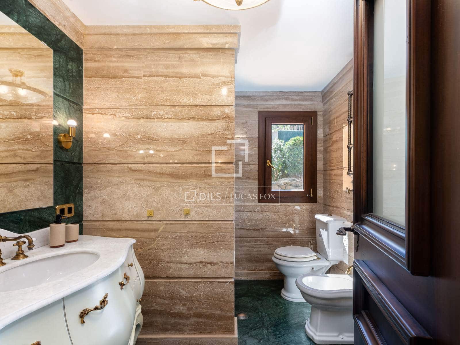 4 chambre Villa/Maison à vendre à Blanes avec garage - 1 950 000 € (Ref: 9707917)