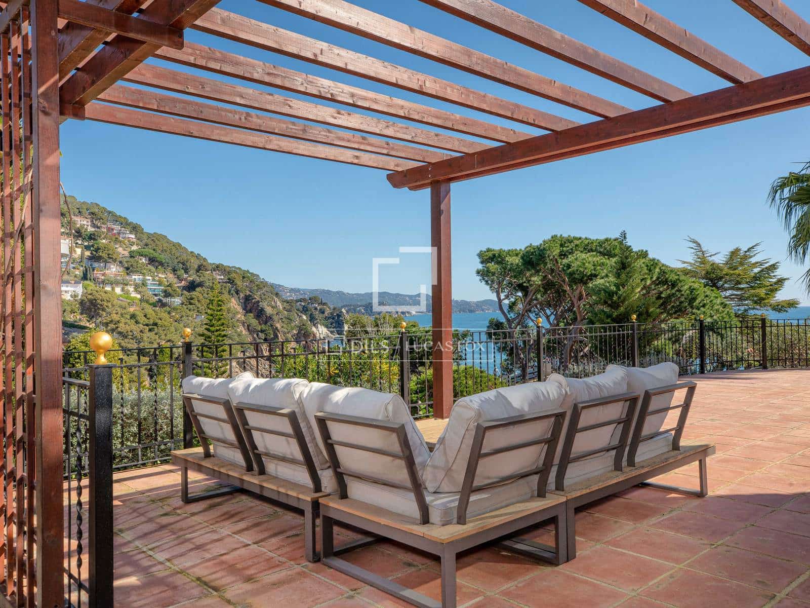 4 chambre Villa/Maison à vendre à Blanes avec garage - 1 950 000 € (Ref: 9707917)