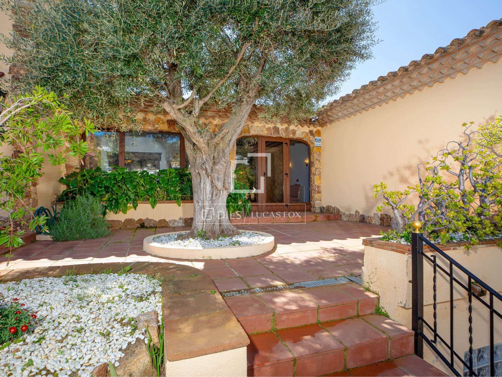 4 chambre Villa/Maison à vendre à Blanes avec garage - 1 950 000 € (Ref: 9707917)