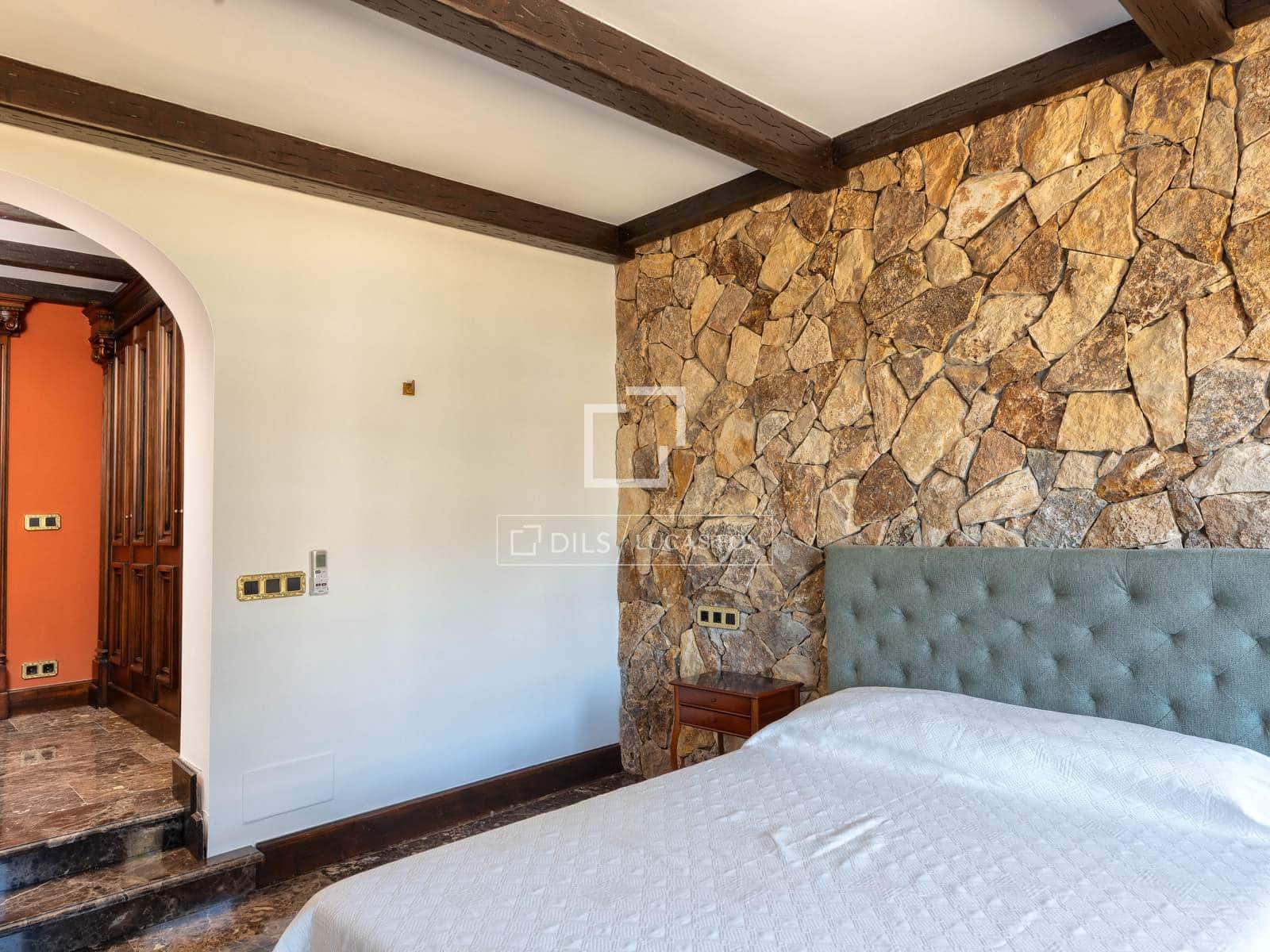 4 chambre Villa/Maison à vendre à Blanes avec garage - 1 950 000 € (Ref: 9707917)