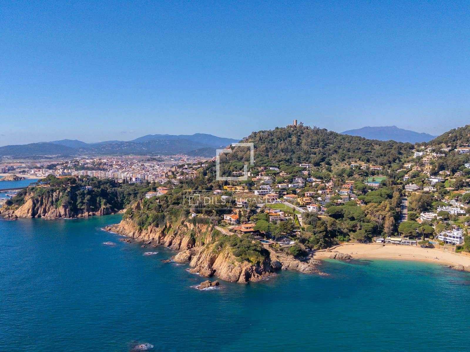 4 chambre Villa/Maison à vendre à Blanes avec garage - 1 950 000 € (Ref: 9707917)