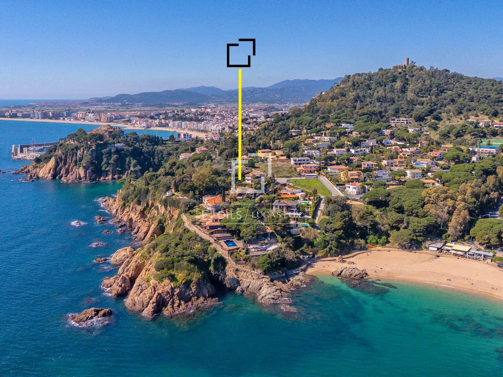 4 chambre Villa/Maison à vendre à Blanes avec garage - 1 950 000 € (Ref: 9707917)