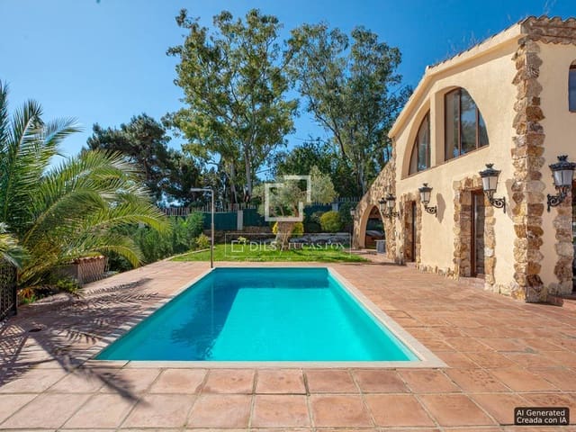 Chalet de 4 habitaciones en Blanes en venta con piscina garaje - 1.950.000 € (Ref: 9707917)