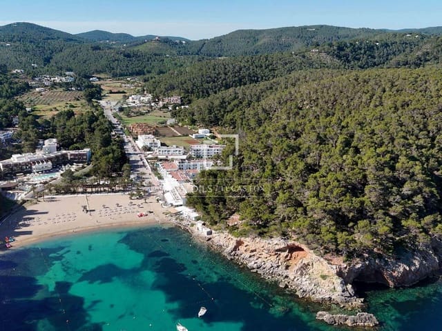 3 soverom Villa til salgs i Ibiza by med svømmebasseng - € 1 595 000 (Ref: 9707918)