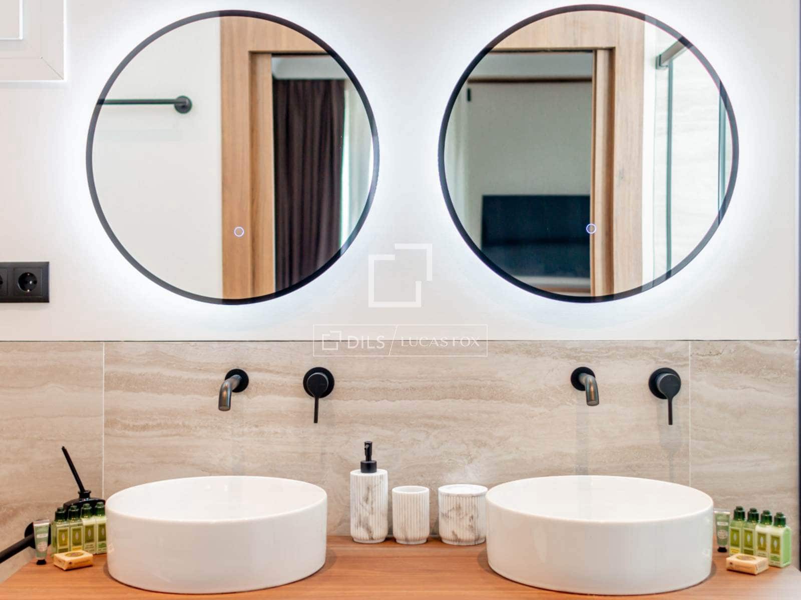 3 quarto Apartamento para arrendar em Madrid cidade - 8 950 € (Ref: 9707923)