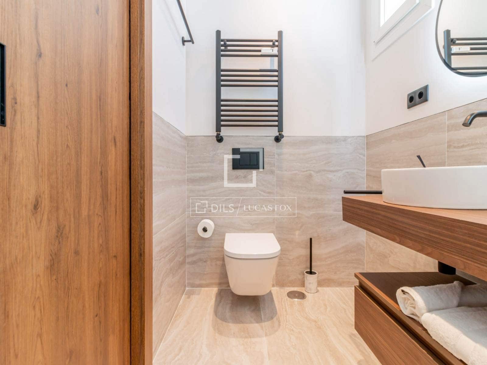 3 quarto Apartamento para arrendar em Madrid cidade - 8 950 € (Ref: 9707923)