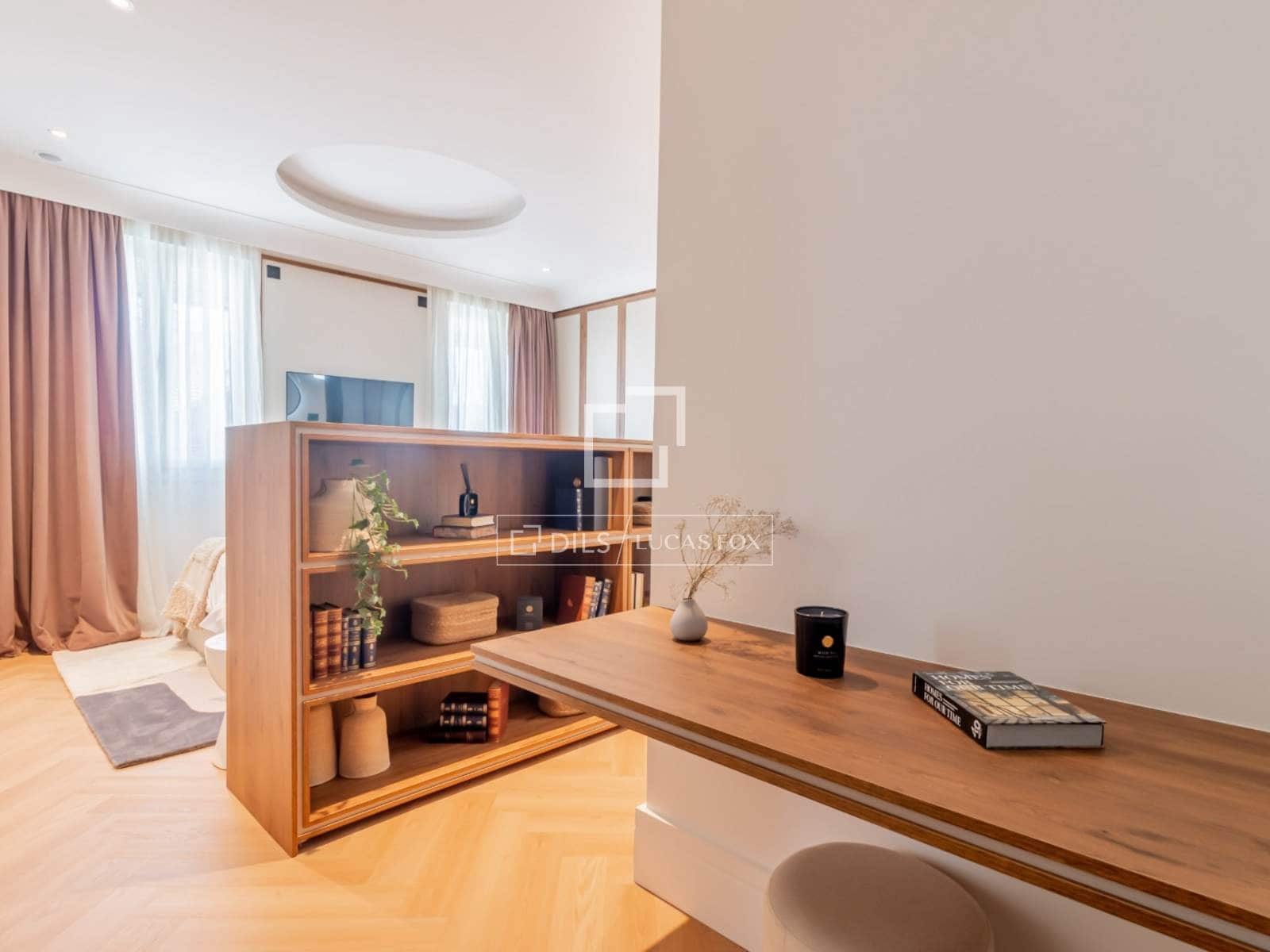 3 quarto Apartamento para arrendar em Madrid cidade - 8 950 € (Ref: 9707923)