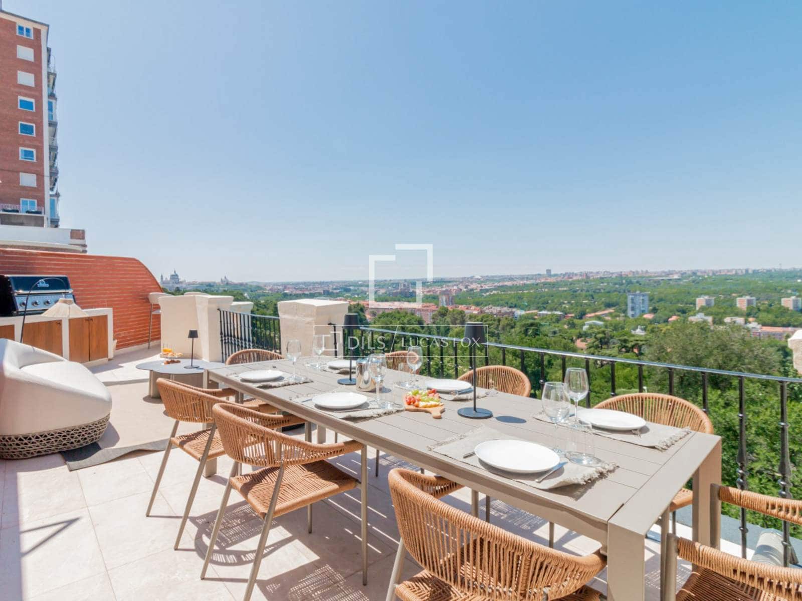 3 quarto Apartamento para arrendar em Madrid cidade - 8 950 € (Ref: 9707923)