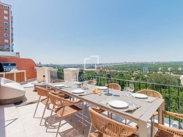 3 quarto Apartamento para arrendar em Argüelles, Madrid cidade - 8 950 € (Ref: 9707923)