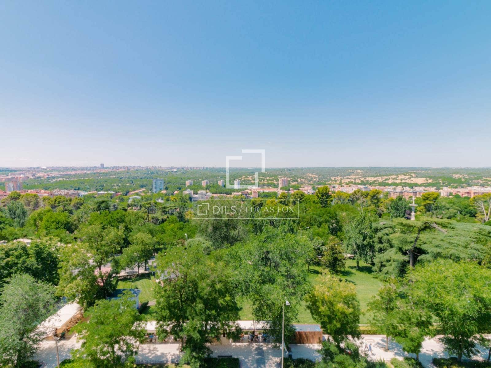 3 quarto Apartamento para arrendar em Madrid cidade - 8 950 € (Ref: 9707923)