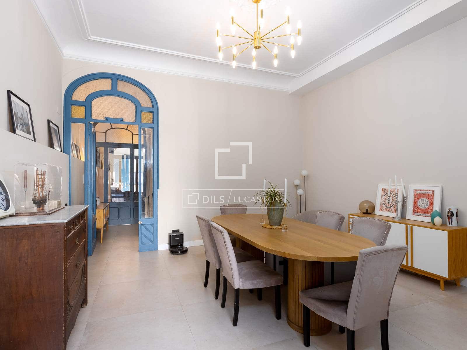 5 bedroom Villa for sale in El Masnou with pool garage - € 1,290,000 (Ref: 9707924)