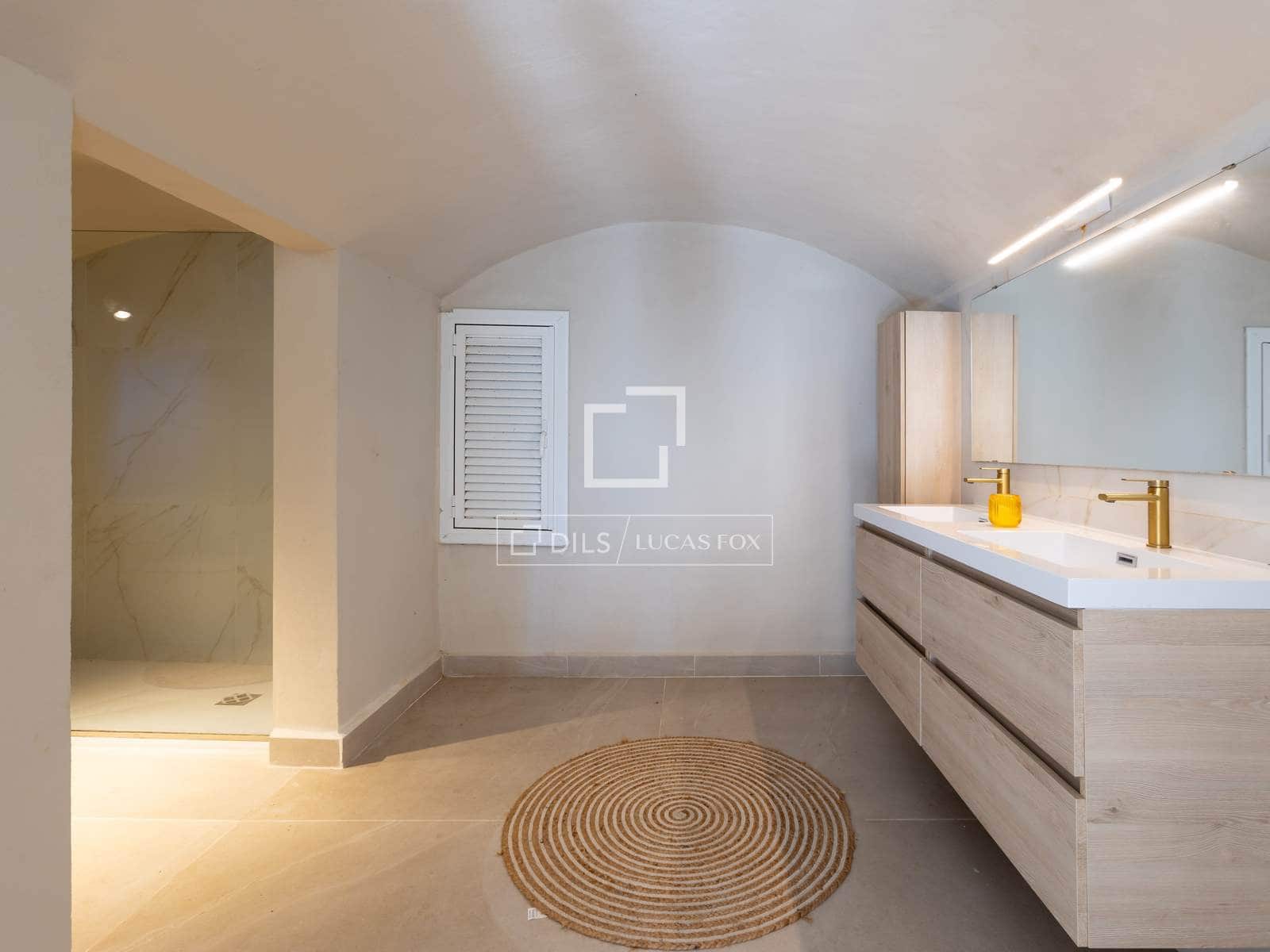 5 bedroom Villa for sale in El Masnou with pool garage - € 1,290,000 (Ref: 9707924)