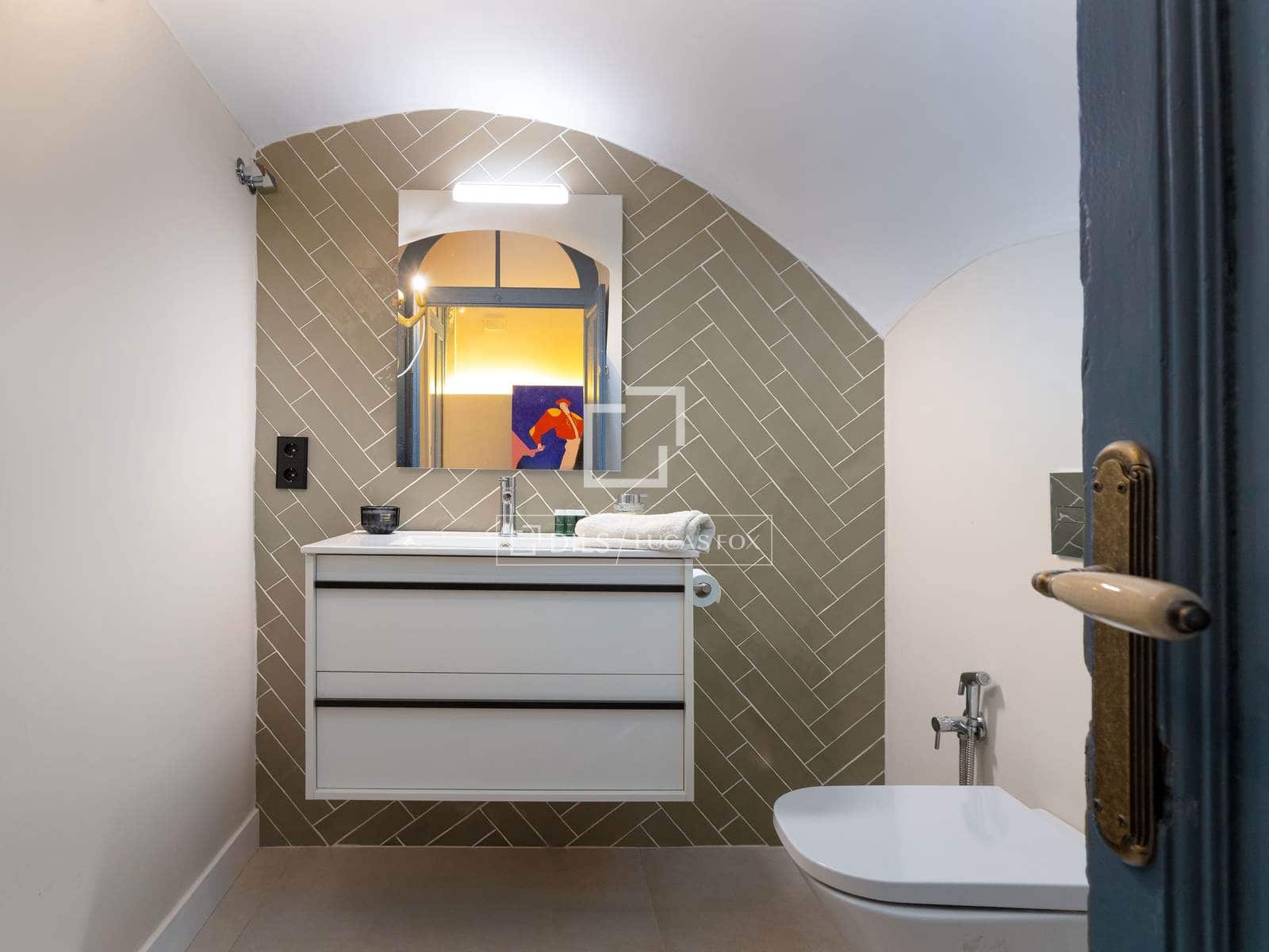 5 bedroom Villa for sale in El Masnou with pool garage - € 1,290,000 (Ref: 9707924)