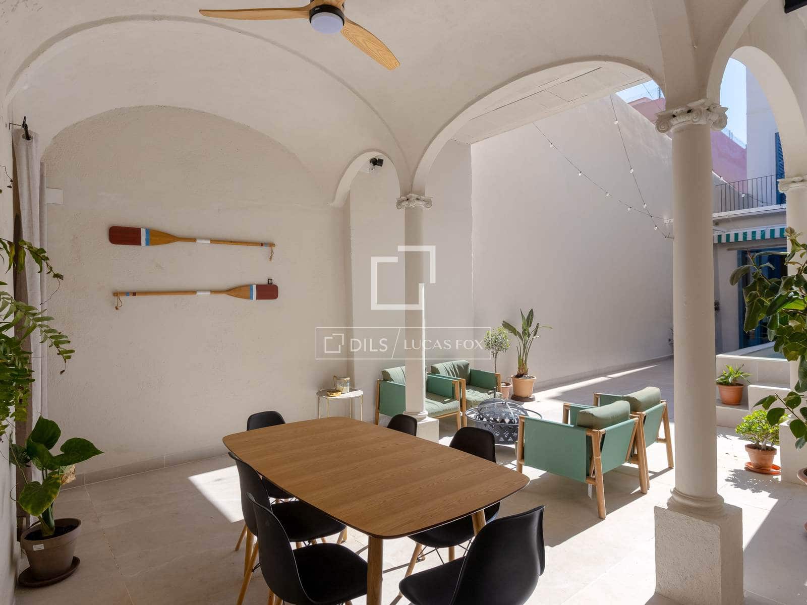 5 bedroom Villa for sale in El Masnou with pool garage - € 1,290,000 (Ref: 9707924)