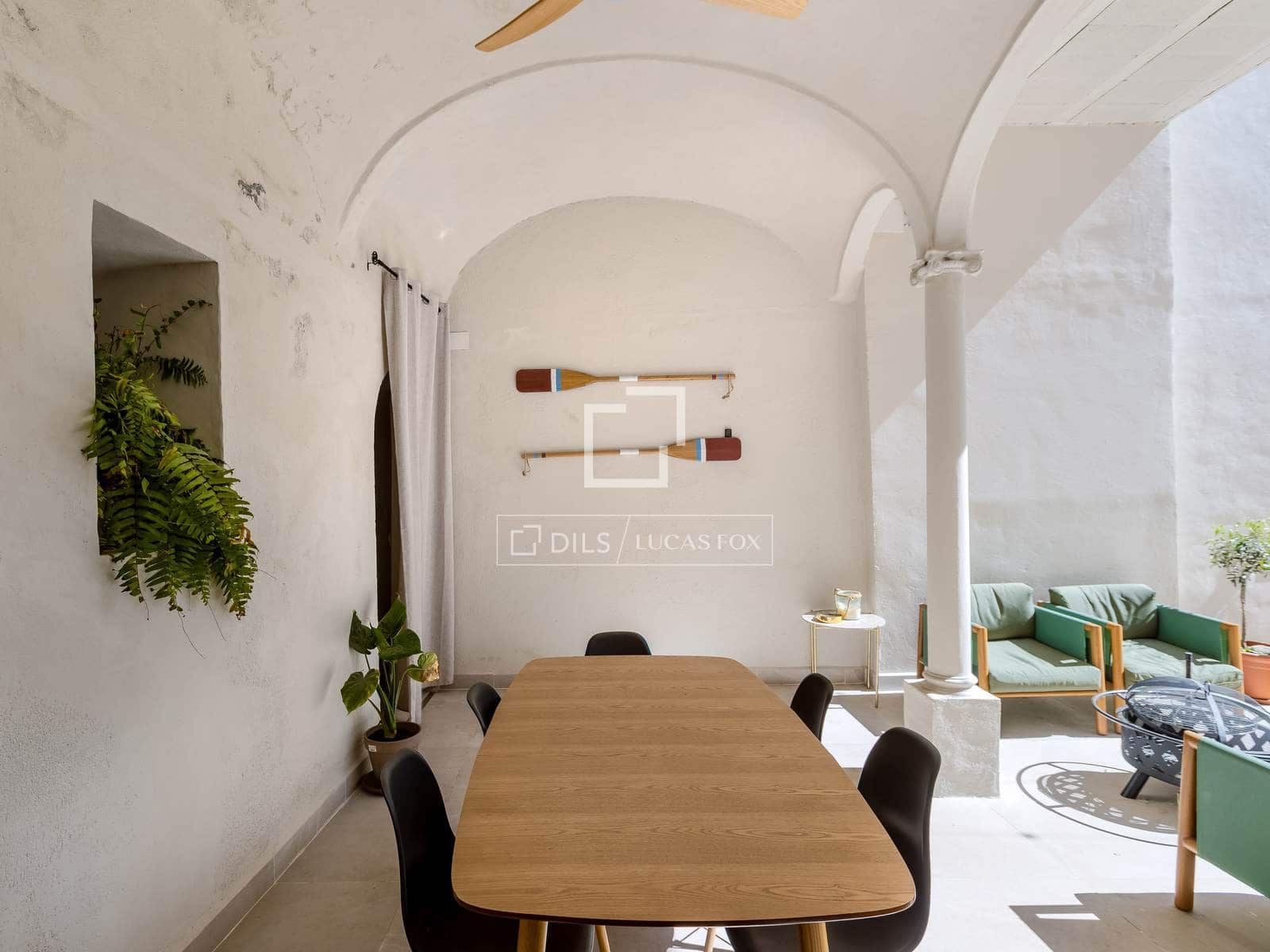 5 bedroom Villa for sale in El Masnou with pool garage - € 1,290,000 (Ref: 9707924)