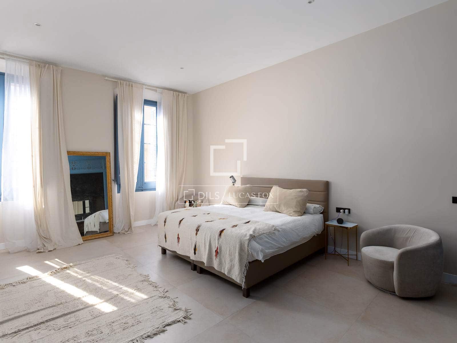 5 bedroom Villa for sale in El Masnou with pool garage - € 1,290,000 (Ref: 9707924)