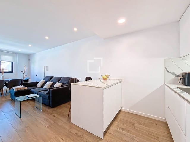 3 quarto Apartamento para venda em Vilanova i la Geltrú com piscina - 479 000 € (Ref: 9707925)