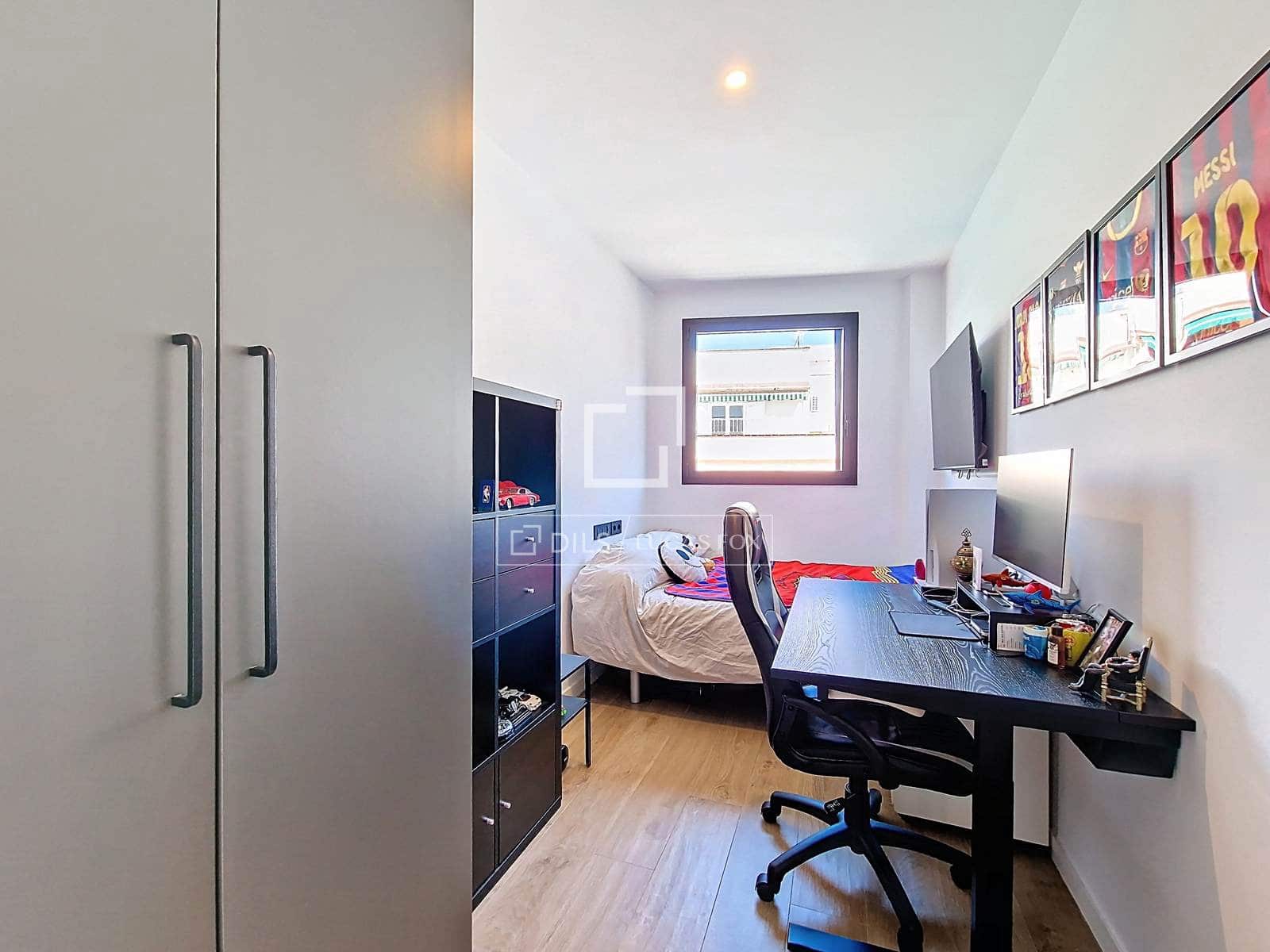 3 quarto Apartamento para venda em Vilanova i la Geltru com piscina - 479 000 € (Ref: 9707925)