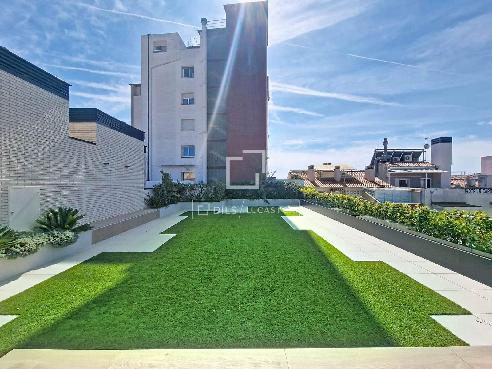 3 quarto Apartamento para venda em Vilanova i la Geltru com piscina - 479 000 € (Ref: 9707925)