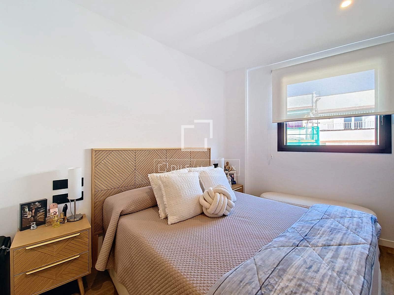 3 quarto Apartamento para venda em Vilanova i la Geltru com piscina - 479 000 € (Ref: 9707925)