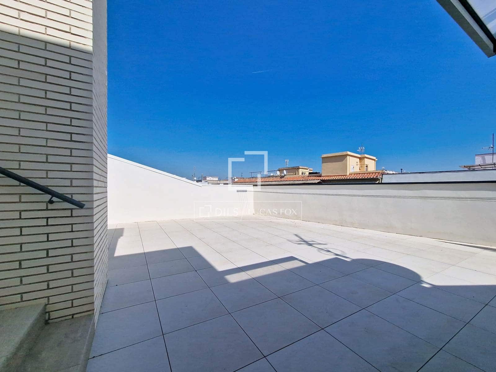 3 quarto Apartamento para venda em Vilanova i la Geltru com piscina - 479 000 € (Ref: 9707925)