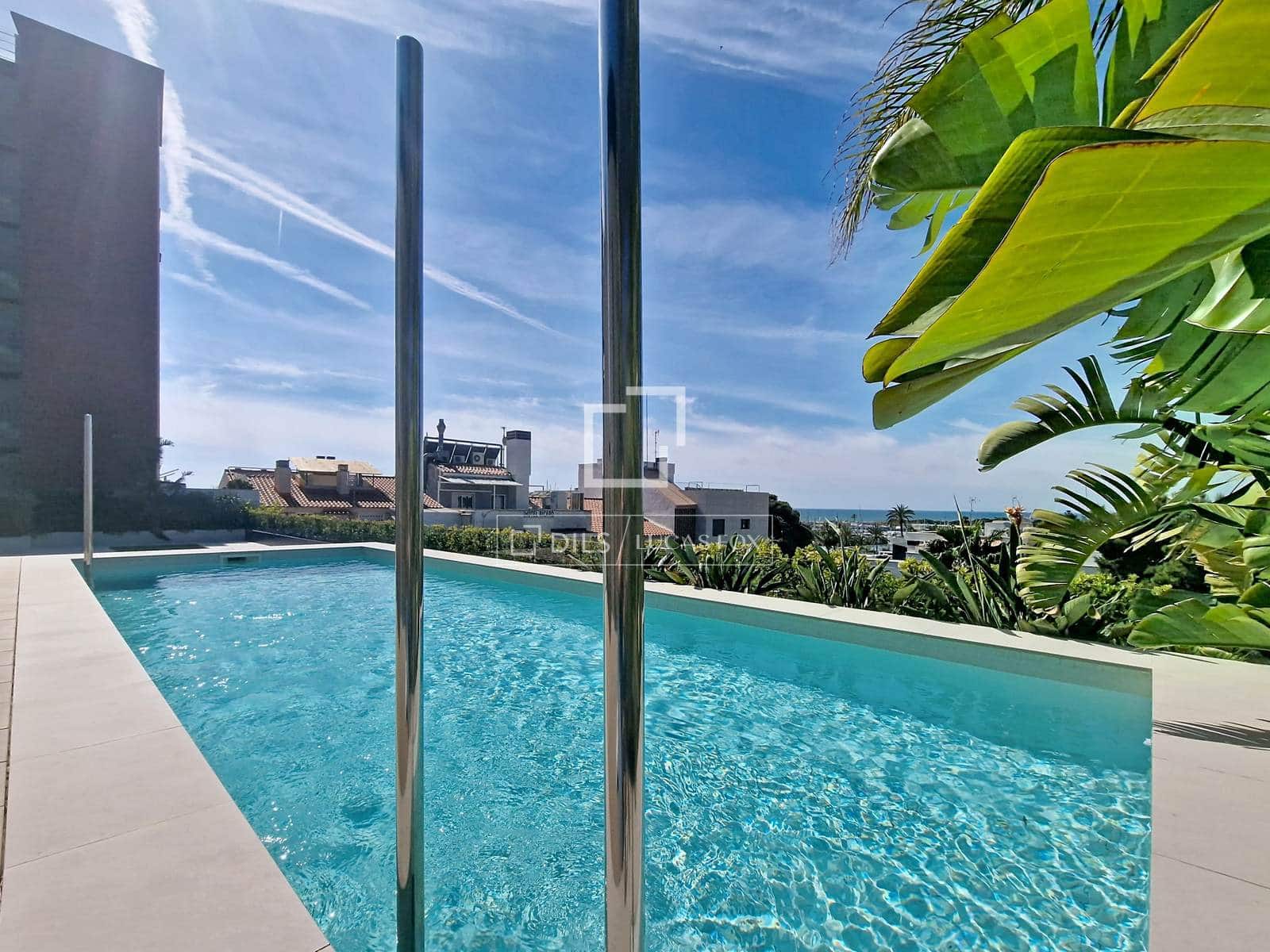 3 quarto Apartamento para venda em Vilanova i la Geltru com piscina - 479 000 € (Ref: 9707925)