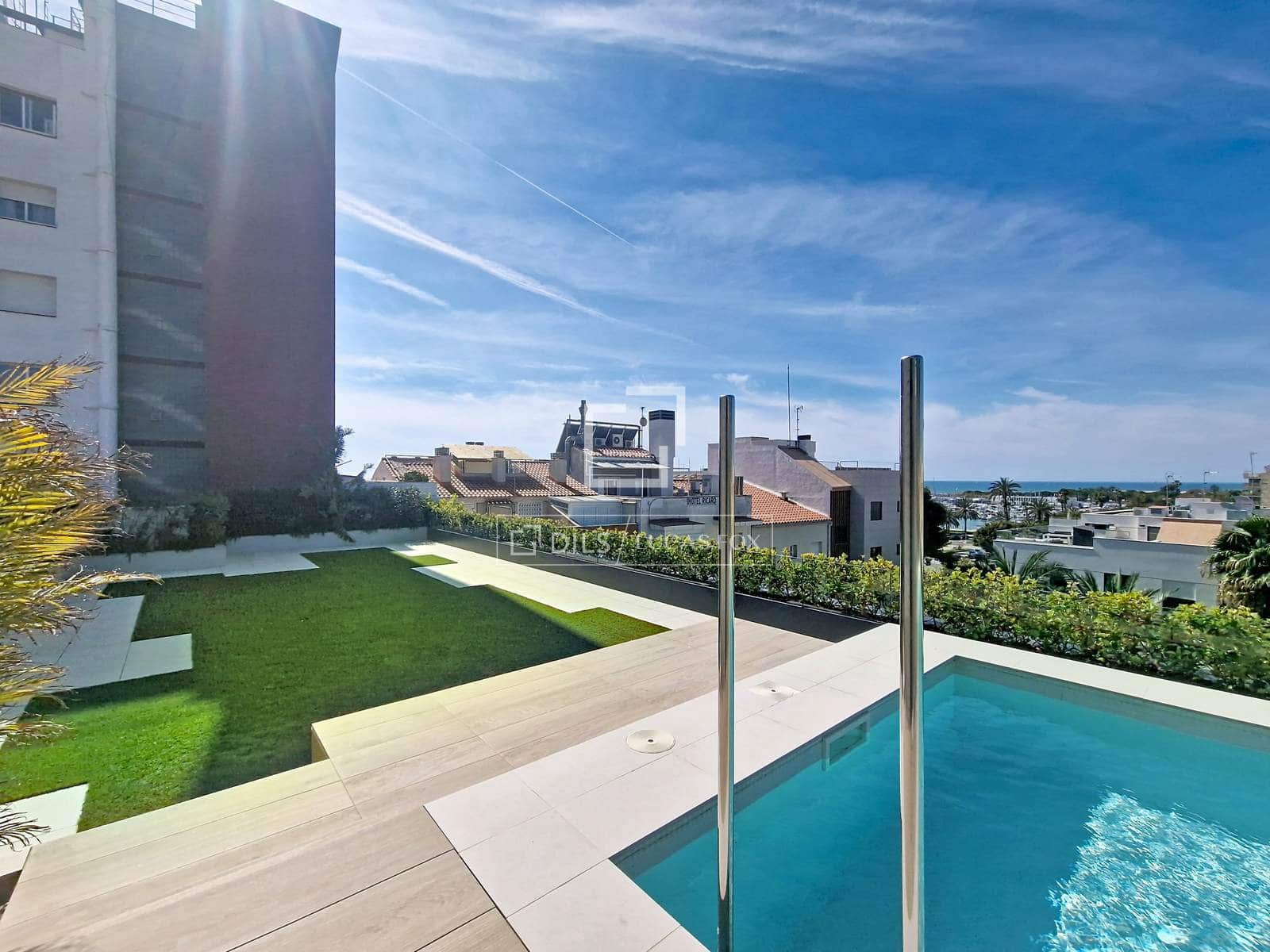 3 quarto Apartamento para venda em Vilanova i la Geltru com piscina - 479 000 € (Ref: 9707925)