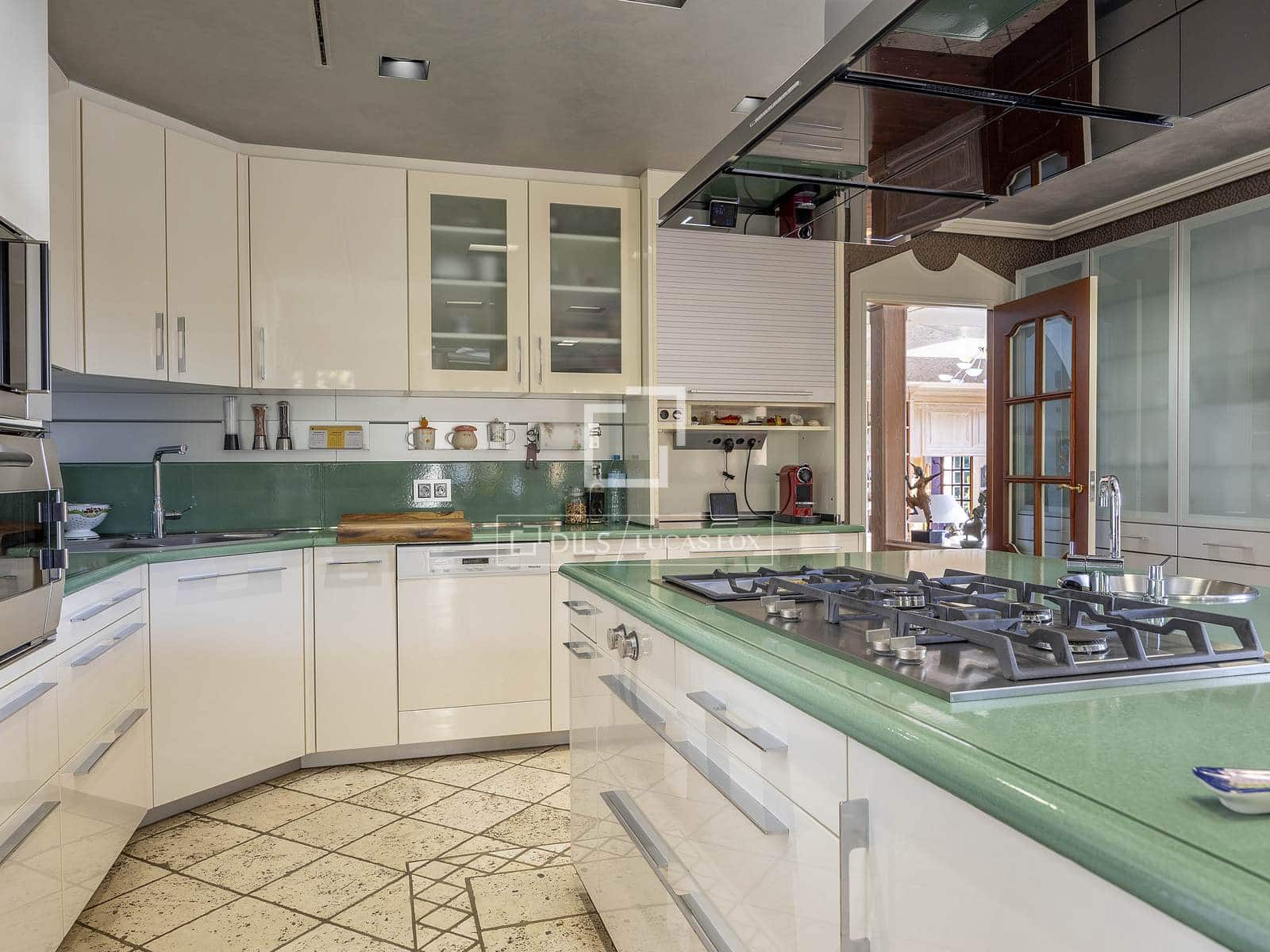 6 Zimmer Villa zu verkaufen in Pucol mit Pool Garage - 4.225.000 € (Ref: 9707929)