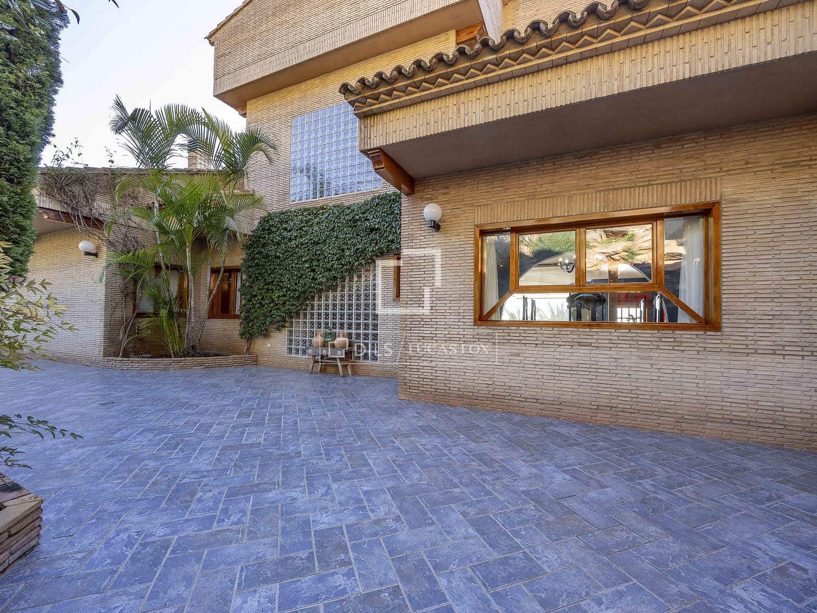 6 Zimmer Villa zu verkaufen in Pucol mit Pool Garage - 4.225.000 € (Ref: 9707929)