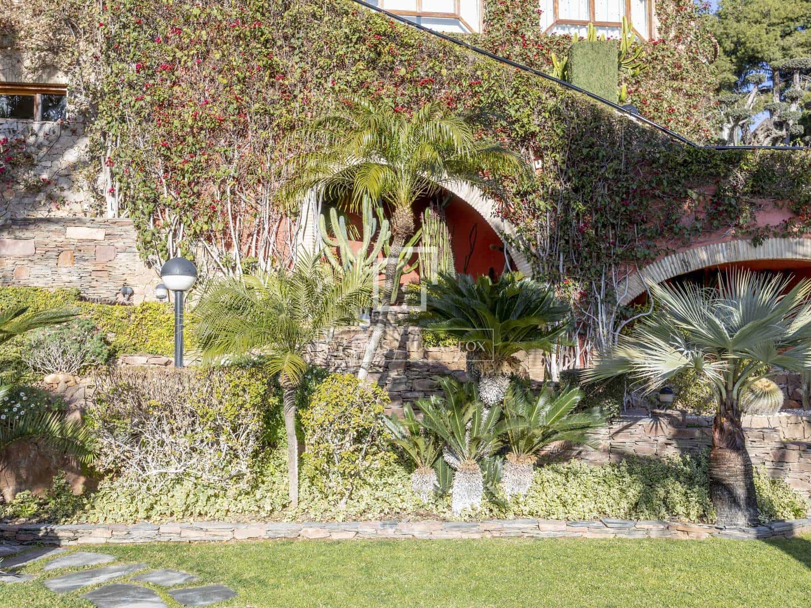 6 Zimmer Villa zu verkaufen in Pucol mit Pool Garage - 4.225.000 € (Ref: 9707929)