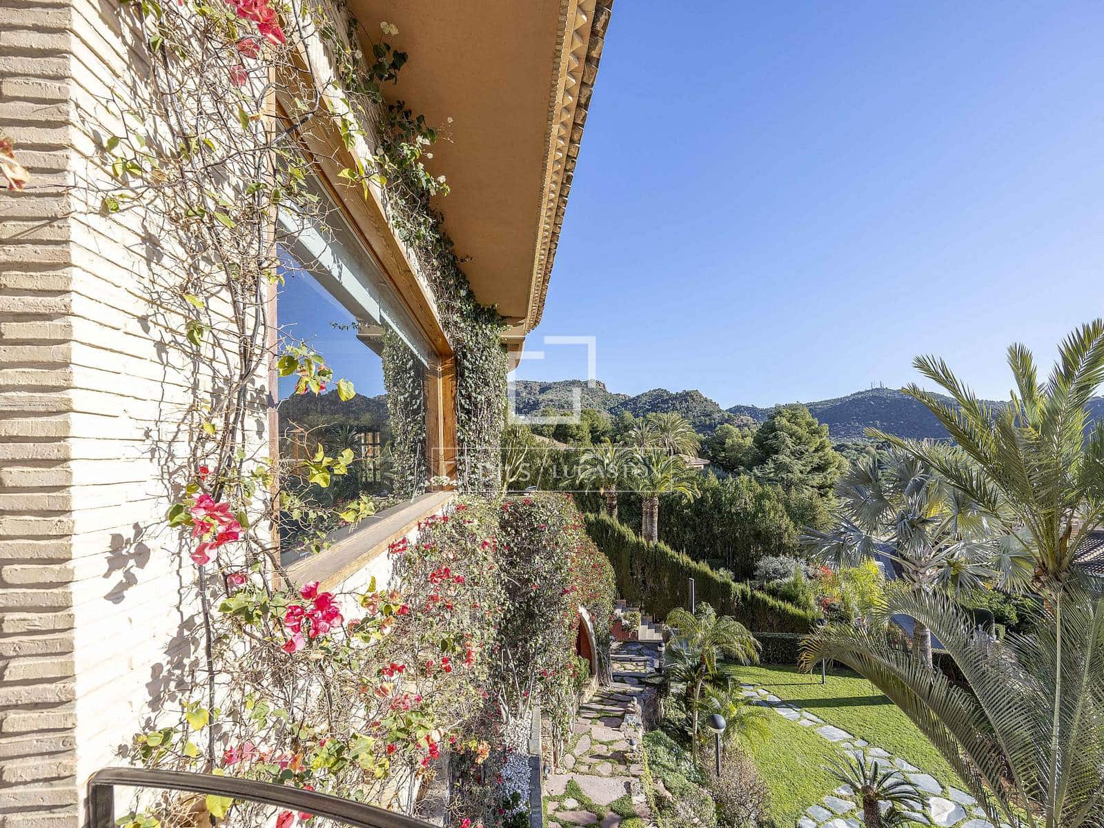 Chalet de 6 habitaciones en Puçol en venta con piscina garaje - 3.600.000 € (Ref: 9707929)