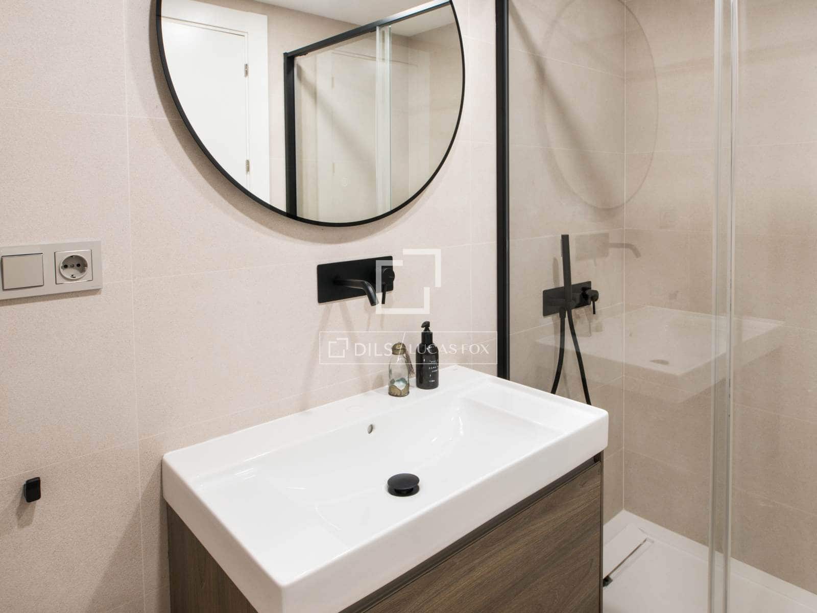 4 bedroom Apartment for sale in Malaga city - € 1,695,000 (Ref: 9708069)