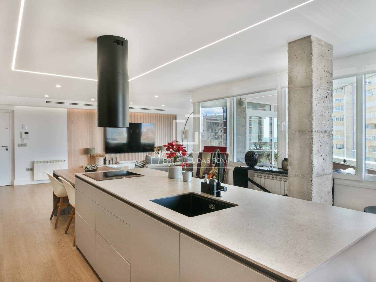 4 bedroom Apartment for sale in Malaga city - € 1,695,000 (Ref: 9708069)