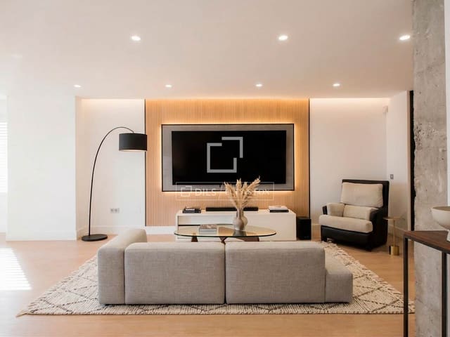 Apartamento de 3 habitaciones en La Malagueta, Málaga ciudad en venta con garaje - 1.395.000 € (Ref: 9708070)