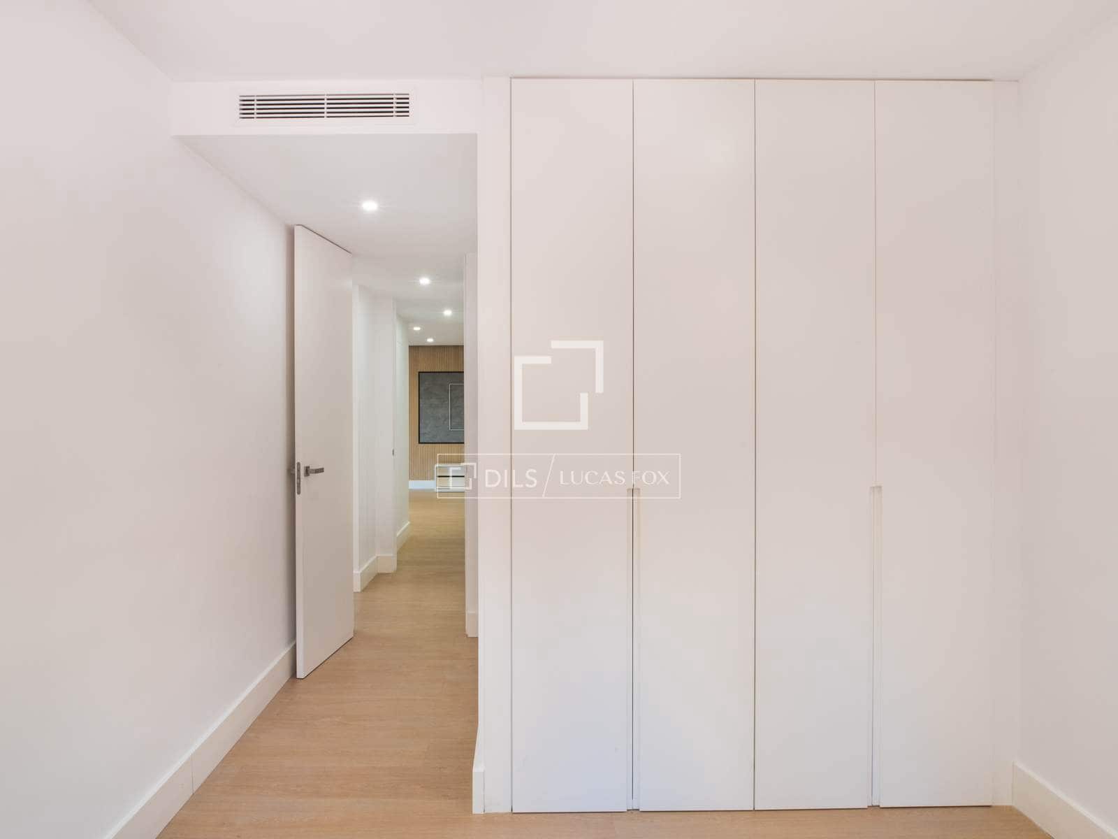 3 soverom Leilighet til salgs i Malaga by med garasje - € 1 395 000 (Ref: 9708070)