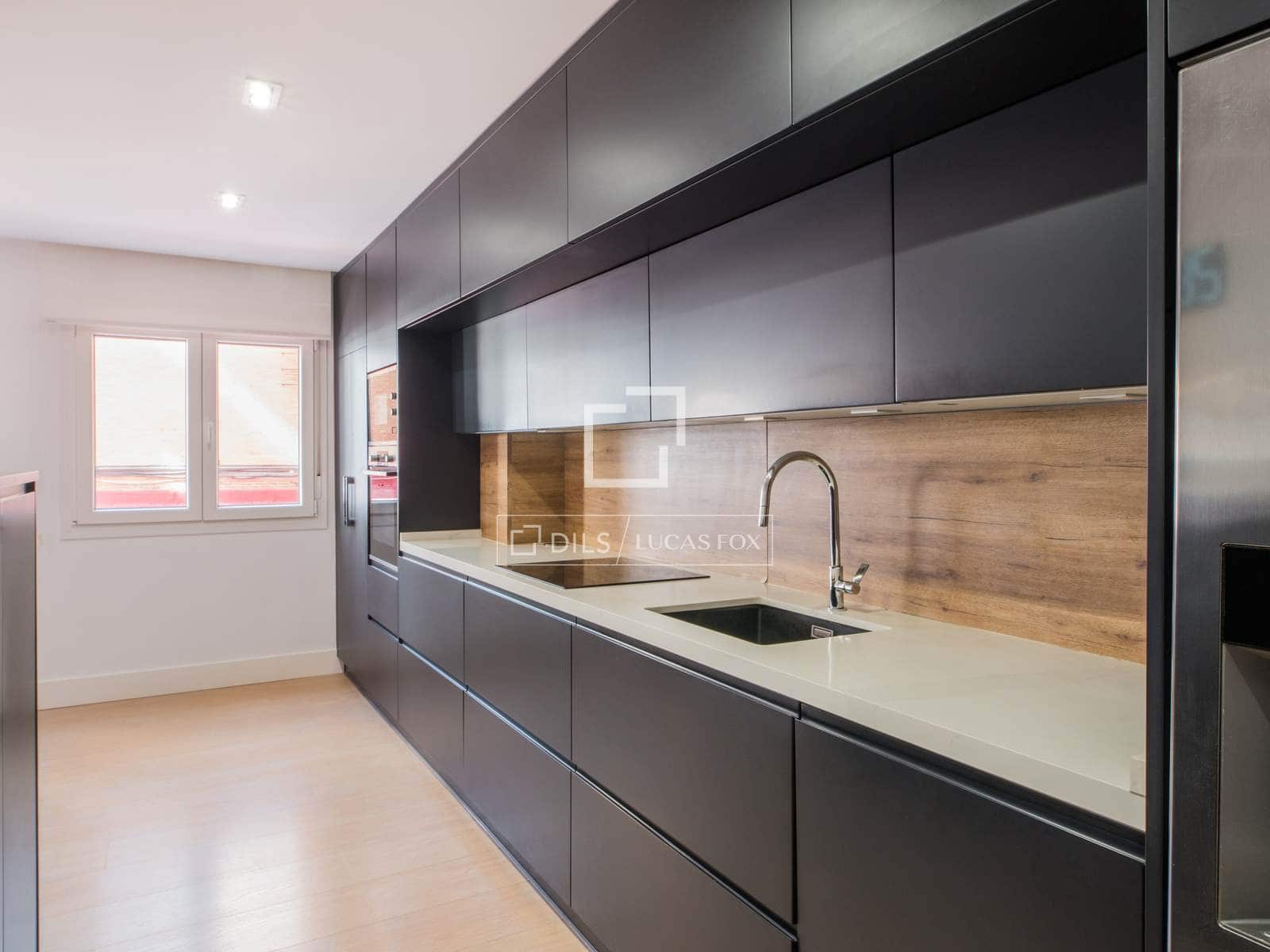 3 soverom Leilighet til salgs i Malaga by med garasje - € 1 395 000 (Ref: 9708070)